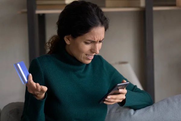 Unhappy woman have problems buying online with card — Stock Photo, Image