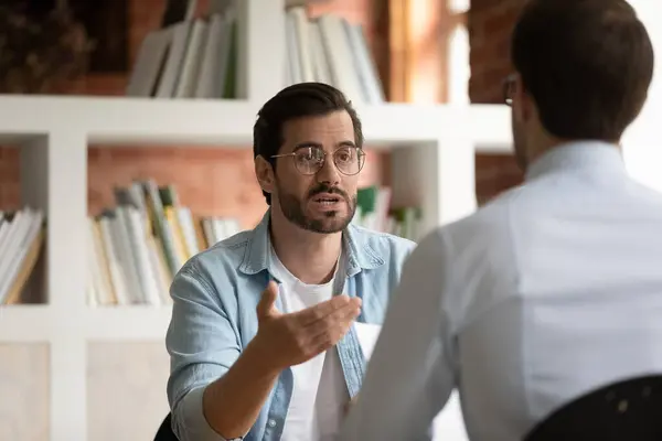 Hr manager employer asking questions to candidate on job interview — Stock Photo, Image