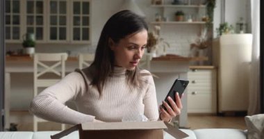 E-ticaret istemcisi ve çevrimiçi mobil uygulama kullanıcısı açık parsel