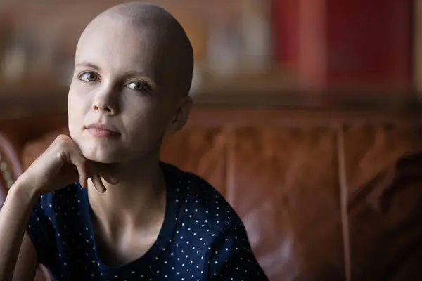 Serious thoughtful ill hairless cancer patient portrait — Stock Photo, Image