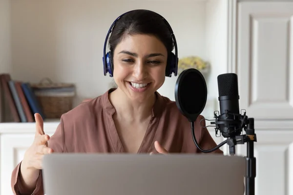 Indian female reader in headset record audiobook using special equipment — Stock Photo, Image