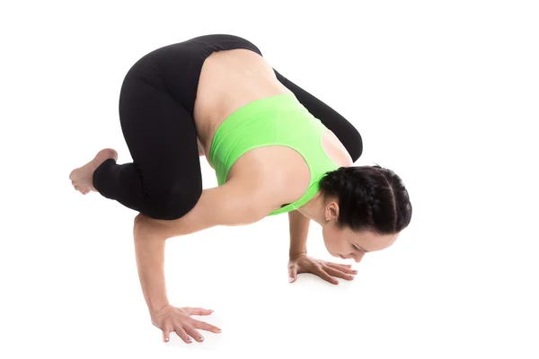 Pose Bakasana yoga — Foto de Stock