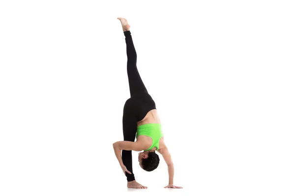 Urdhva prasarita eka padasana yoga pose — Photo