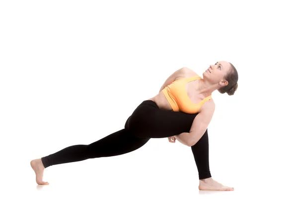 Pozycja jogi Parivrtta Parsvakonasana — Zdjęcie stockowe