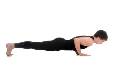 Geçiyoruz dandasana, dört limbed personel yoga pose