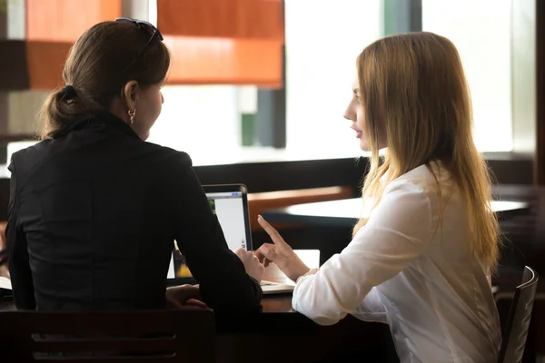 Business meeting in cafe — Stock Photo, Image