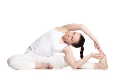Parivrtta Janu Sirsasana 