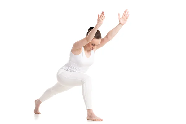 Yoga Virabhadrasana 1 Pose variation — Stockfoto