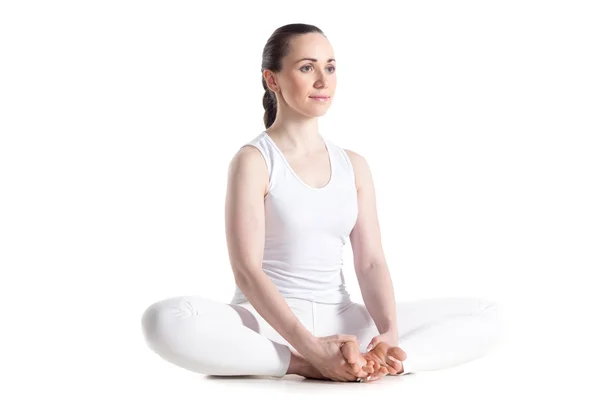 Purna titli yoga pose — 图库照片