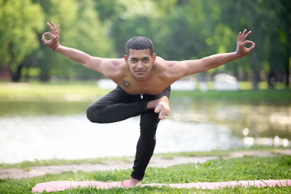 Preparation for Half Lotus Tip Toe Pose — Stock fotografie