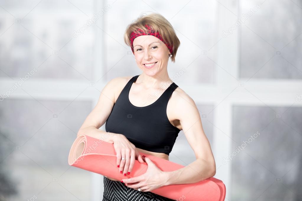 Диета при климаксе для снижения веса. Как похудеть в климаксе. Меню при климаксе женщине в 50. Питание климакса у женщин. Как похудеть в менопаузу женщине.