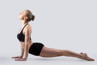 Urdhva mukha shvanasana pose