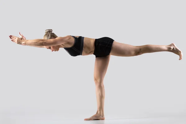 Pose de Virabhadrasana 3 — Photo