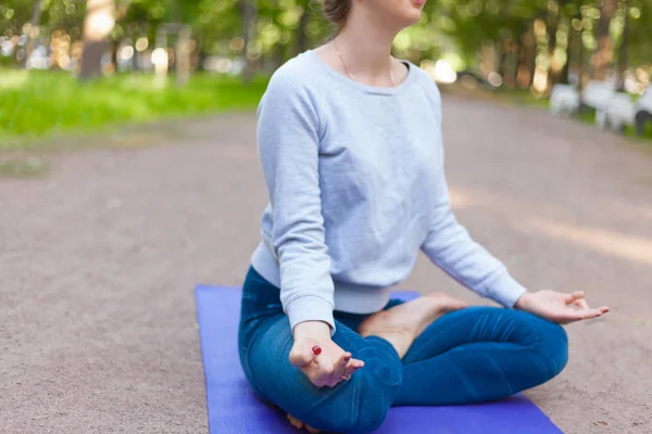 Jnana mudra yoga — Stock Photo, Image