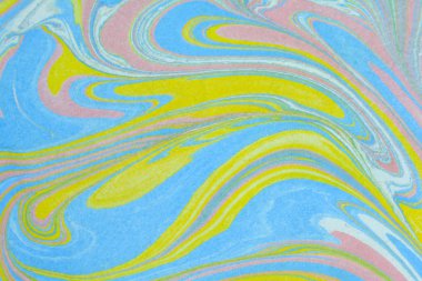 Geleneksel Türk Ebru tekniği.