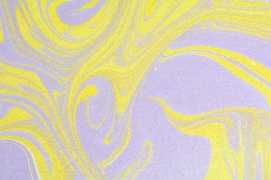 Geleneksel Türk Ebru tekniği. 