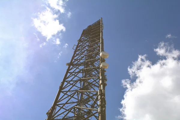 Communication antenna tower — Stock Photo, Image