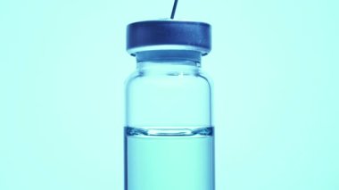 Tıp bilimadamı aşıyı rezilliğe karıştırdı. Laboratuvar Coronavirus, COVID-19, SARS-CoV-2, 2019-ncov 'a karşı aşı araştırması geliştiriyor. Klinik öncesi değerlendirme ve klinik faz denemeleri geliştirme testi