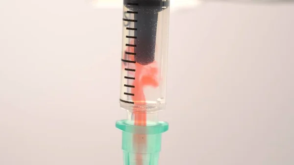 Syringe Close Taking Mixing Blood Patient Drug Injection Saline Solution — Stock Photo, Image