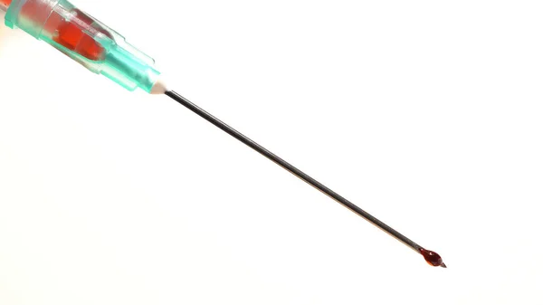 Drops Blood Tip Medical Syringe Bloody Liquid Dripping Needle Macro — Stock Photo, Image