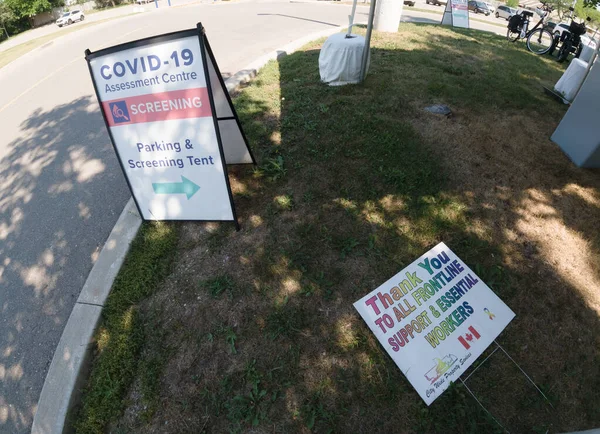 Toronto Ontario Kanada Covid Assessment Centre Screening Parking Screening Sent — Stock Fotó