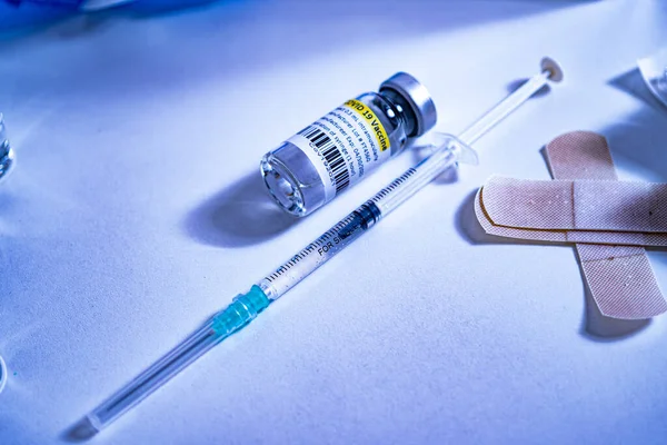 Impfstoff Gegen Coronavirus Covid Konzept Steriles Fläschchen Und Spritze Mit — Stockfoto