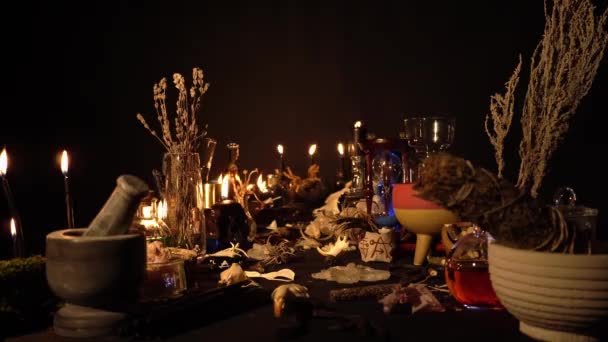 Esrarengiz Esrarengiz Büyücü Doktor Hala Hayatta Sihirli Objelerle Cadılar Bayramı — Stok video