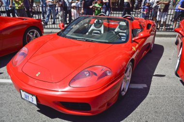 Yıllık Yorkville egzotik araba gösterisi