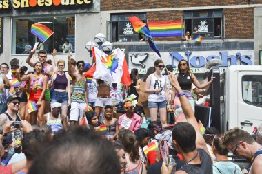 Dünya gurur geçit 2014