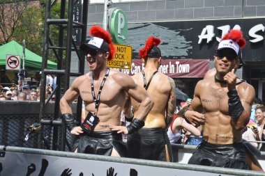 Dünya gurur geçit 2014