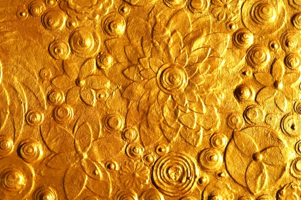 Altın çiçek kabartma