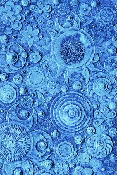 Абстрактний олійний живопис синіх змішаних літніх квітів, візерунок з — стокове фото