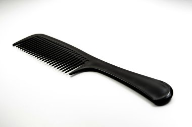 Beyaz arka planda siyah Kuaför aracı 