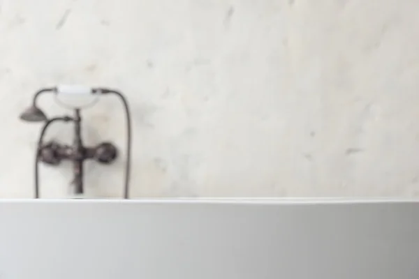 Vasca da bagno con rubinetto in stile vintage — Foto Stock