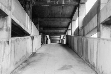 Bitmemiş iç bina beton