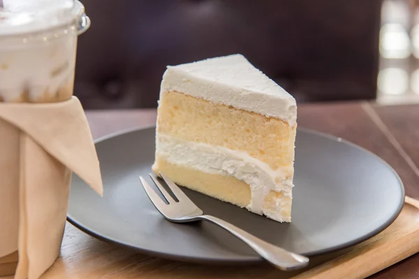 Delicious sweet coconut cake — Stock Photo, Image