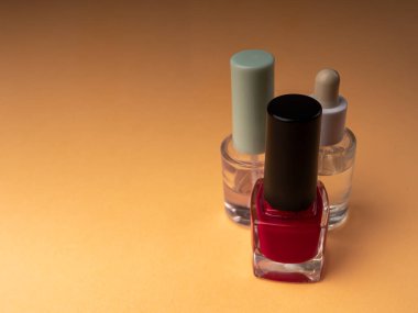 Bir salgın sırasında evde manikür