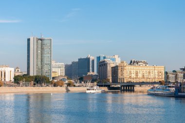 Moskova Nehri setin. Arbat Sokağı.