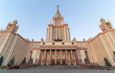 Lomonosov Moskova Devlet Üniversitesi serçe tepelerde ana bina