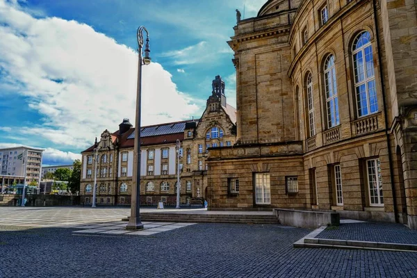 Chemnitz的艺术广场 2011 圣彼得教堂附近的歌剧院建筑和历史建筑的详细情况 — 图库照片