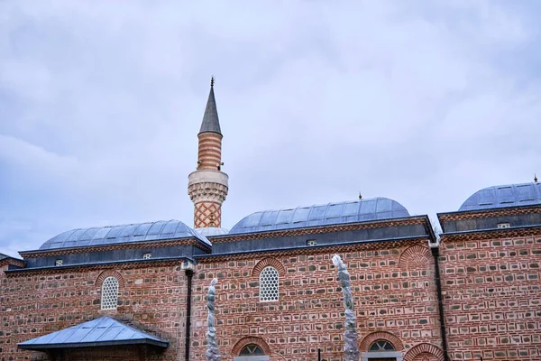 Dzhumaya Moskén Plovdiv Bulgarien Mulen Och Molnig Himmel Bakgrund Tak — Stockfoto