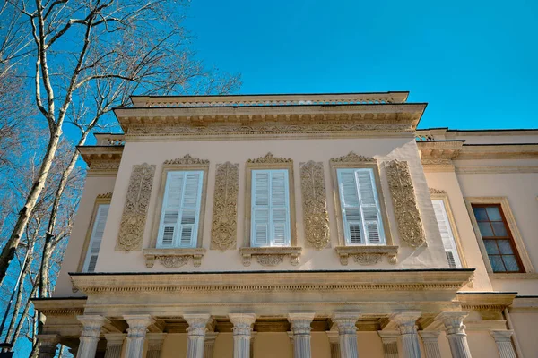 Turquía Estambul 2021 Antiguas Columnas Romanas Magnífica Arquitectura Dolmabahce Palacio — Foto de Stock