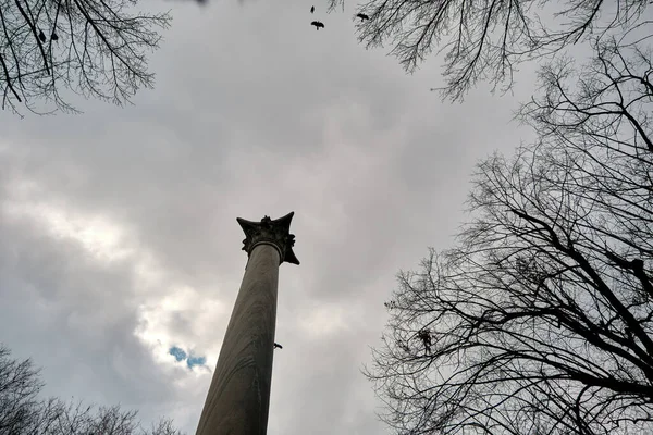 Column Goths Established Gulhane Park Topkapi Palace Extends Overcast Sky — Stock Photo, Image