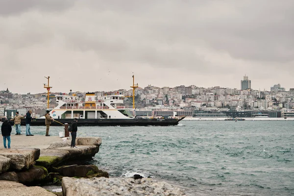 Turkey Istanbul 2021 Public Pedestrian Transportation Ferry Istanbul Bosphorus Rainy — Stock Photo, Image