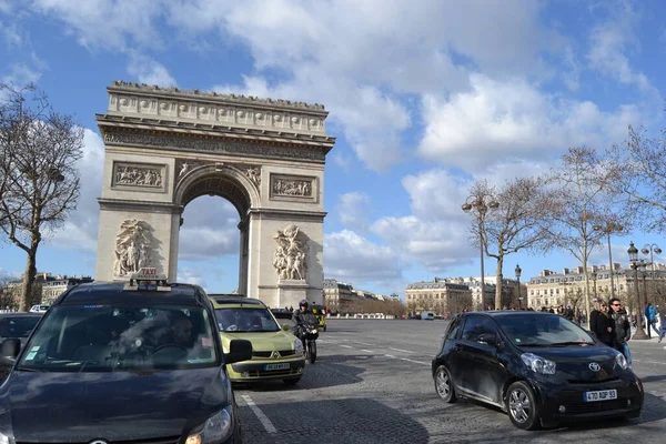 2012 París Francia París Cielo Azul Francia Arco Del Triunfo —  Fotos de Stock