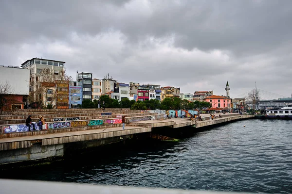 Turkey Istanbul 2021 Karakoy Shore Colorful Painting Seating Area Man — Stock Photo, Image