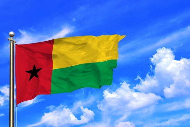Gine-Bissau Bayrağı Mavi Yaz Gökyüzünde Uçuyor