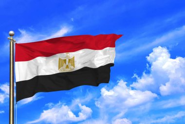 Mısır Ulusal Bayrağı Görkemli Bir Gökyüzü Altında Dalgalanıyor