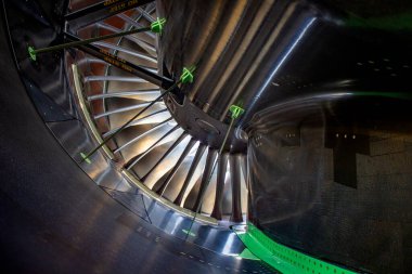 Büyük bir ticari uçak Turbofan Motorunun Görünümü