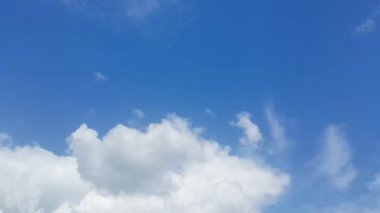 Mavi Gökyüzü Zaman Atlamalı Güzel Bulutlar Loop